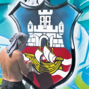 Графит у парку на Славији (Фото: Р. Крстинић, Политика Online)